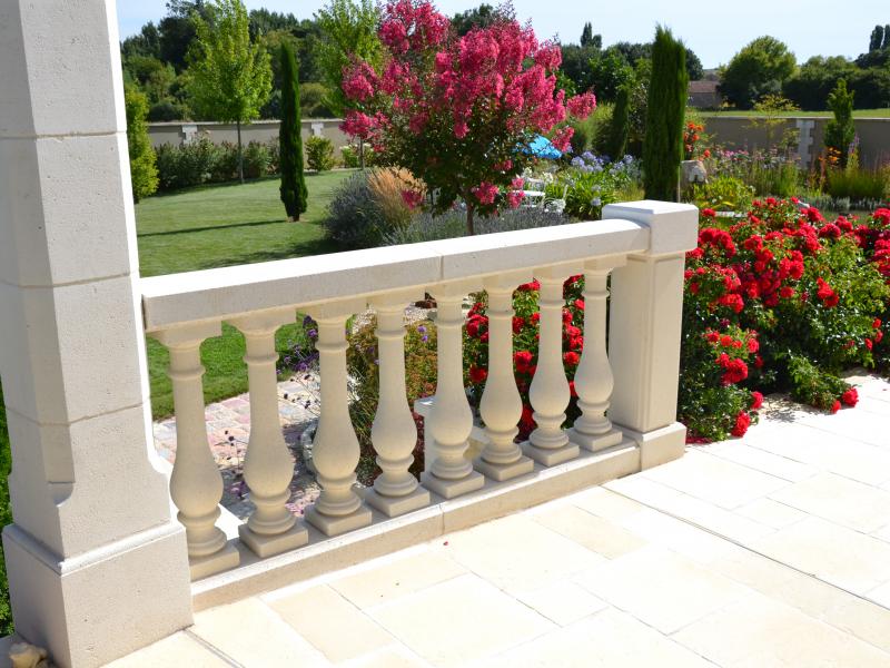 Balustrade pierre reconstituée Poupelin
